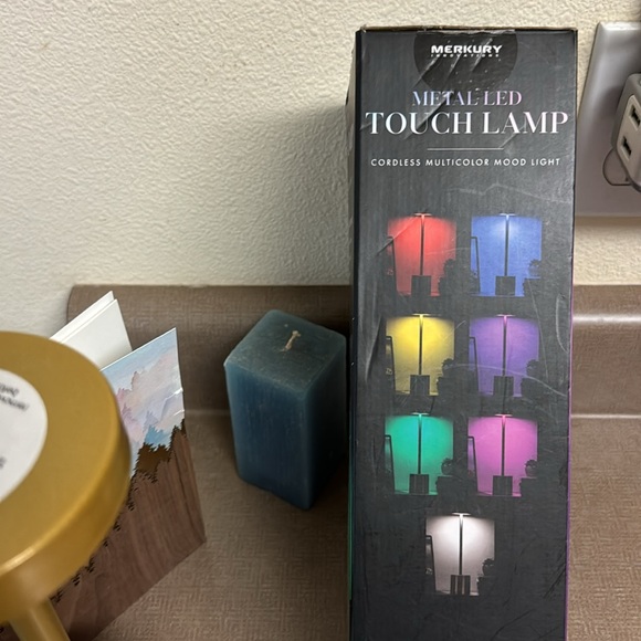 NIB, Metal LED Touch lamp with 8 different RGB colors, including color changing. - Picture 9 of 16
